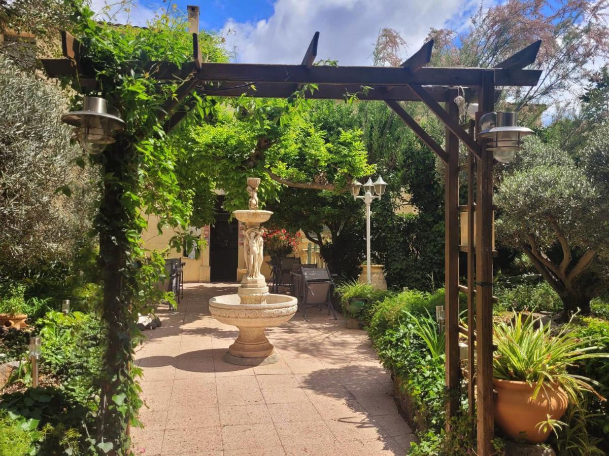 Les Jardins Du Patriarche Hotel Agde Bagian luar foto